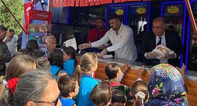 Cumhuriyet Bayramı'na özel bin kişiye ücretsiz balık-ekmek