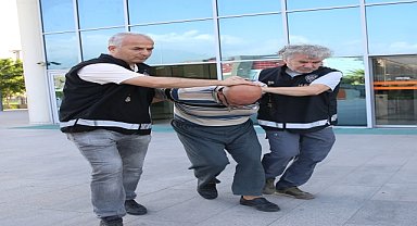Eşini tüfekle öldüren zanlı tutuklandı