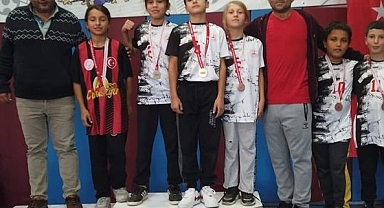 Himmetli Ortaokulu başarıdan başarıya koşuyor