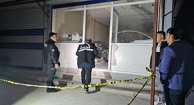 İŞ YERİNE SİLAHLI SALDIRI: 4 YARALI