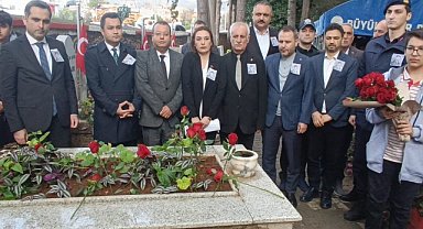 Saim Bey mezarı başında anıldı