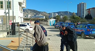 Kozan'da hayvan hırsızları tutuklandı