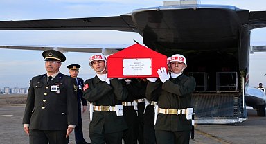 Şehit Eren Kızıldağ'ın cenazesi Adana'ya getirildi