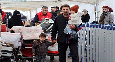 Suriyelilerin ülkelerine dönüşü sürüyor