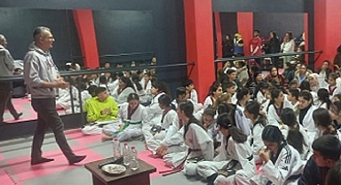 Yüreğir’de dijital bağımlılık ve aile içi iletişim semineri