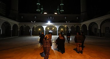 Adana'da Miraç Kandili idrak edildi