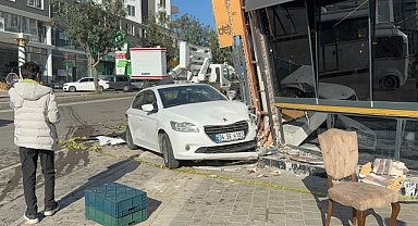 Adana'da trafik kazası: 4 yaralı