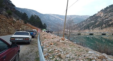 BARAJA UÇAN ARACIN SÜRÜCÜSÜ ÖLÜ BULUNDU