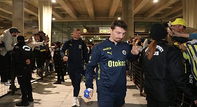 Fenerbahçe kafilesi Adana'ya geldi