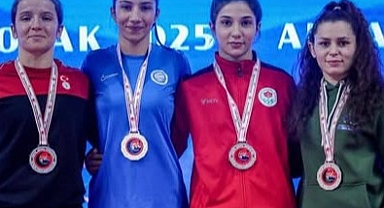 Hatice Nur Sarı Türkiye 2.si