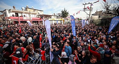 ÖZGÜR ÖZEL'DEN KIRMIZI KART!