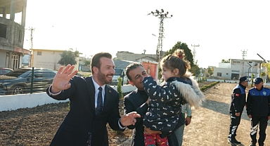 SİYASİ ÜÇLÜDEN MAHALLE TURU