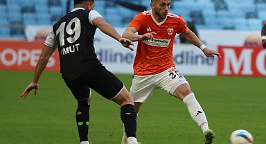 ADANASPOR, MANİSA GALİBİYETİ İLE NEFES ALDI: 2-1