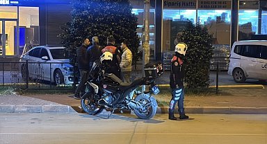 ARACINDAN İNERKEN SİLAHLI SALDIRIYA UĞRADI