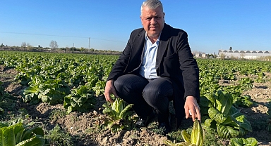 ÇİFTÇİLER BUZ KESTİ