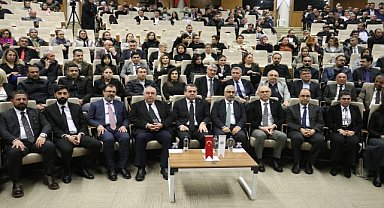 ÇÜ'DE DEPREMDE YAŞAMINI YİTİRENLER ANILDI