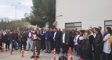 AYŞE ÇABUK ADAYLIĞINI AÇIKLADI