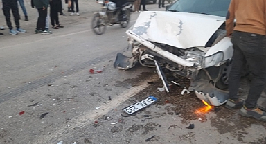 KOZAN ÇANAKLI'DA KAZA: 2 YARALI