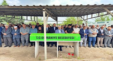 ANNE-KIZ ELEKTRİK AKIMINA KAPILDI