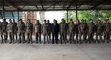 Özel harekat polisleri dualarla uğurlandı
