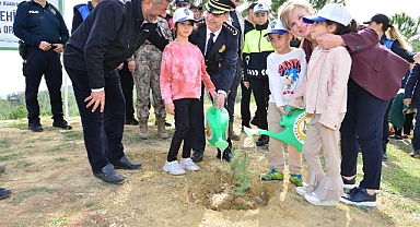 Polis Haftası kapsamında fidan dikildi