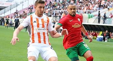 ADANASPOR'A GELEN ATIYOR, GİDEN ATIYOR: 4-0