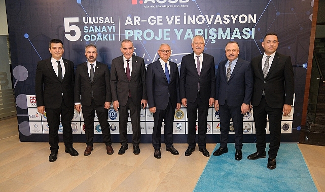 Karalar, AOSB'de sanayicilerle buluştu