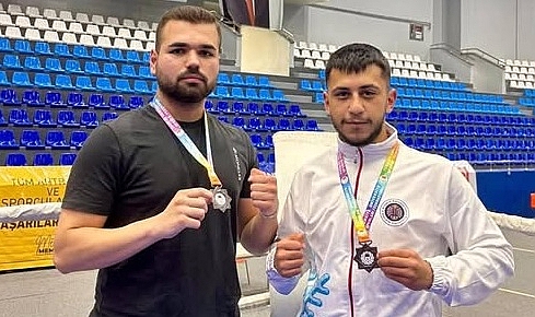 KOZANLI BOKSÖRLER DERCEYLE DÖNDÜ