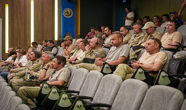 ORMAN YANGININDA GÖREV ALAN PİLOTLARA EĞİTİM VERİLDİ