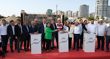 Zeydan Karalar'dan bir temel daha