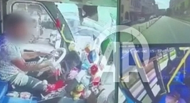 DOLMUŞ YAYANIN ÖLÜMÜNE NEDEN OLDU