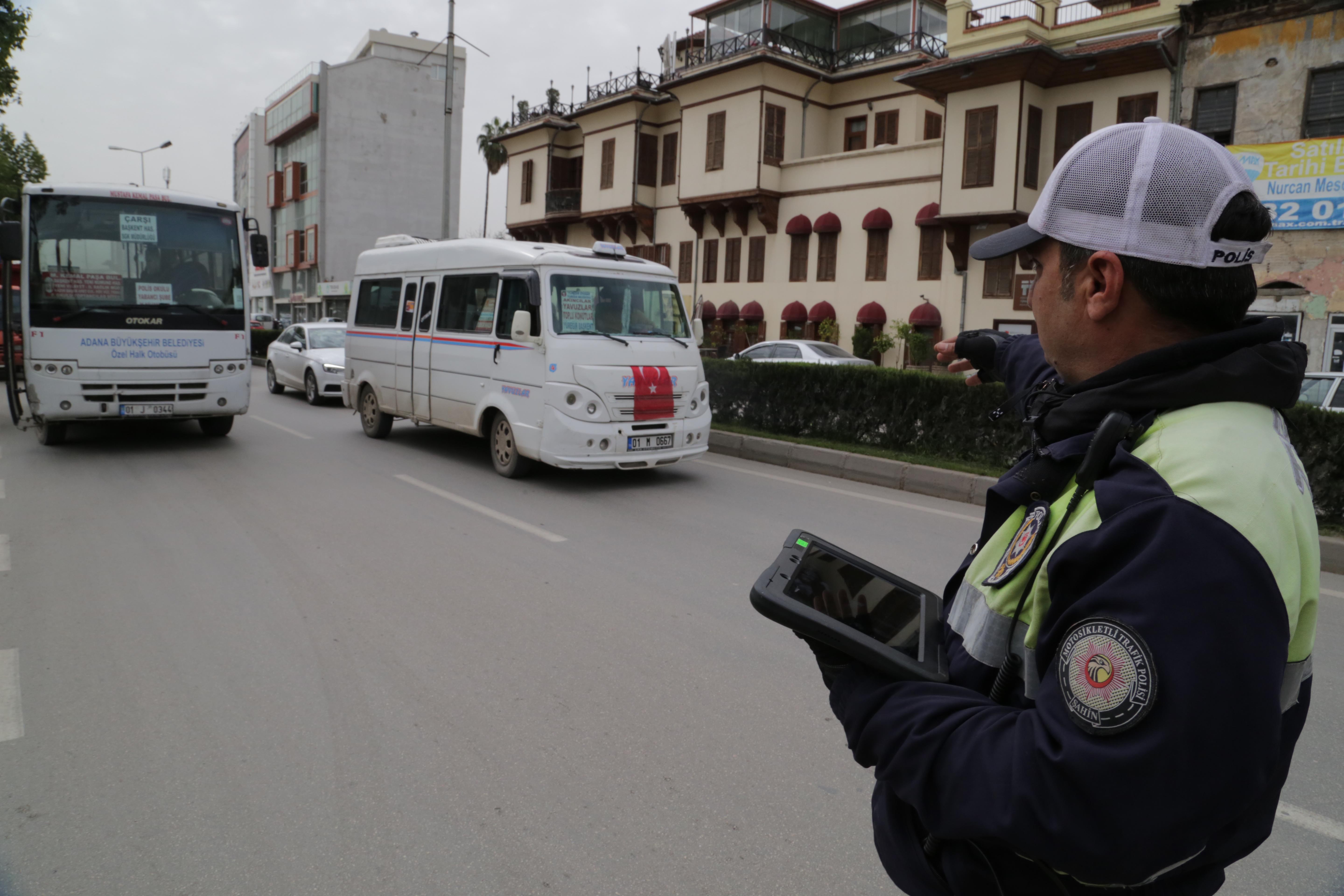 Trafik polisinden tabletli denetim