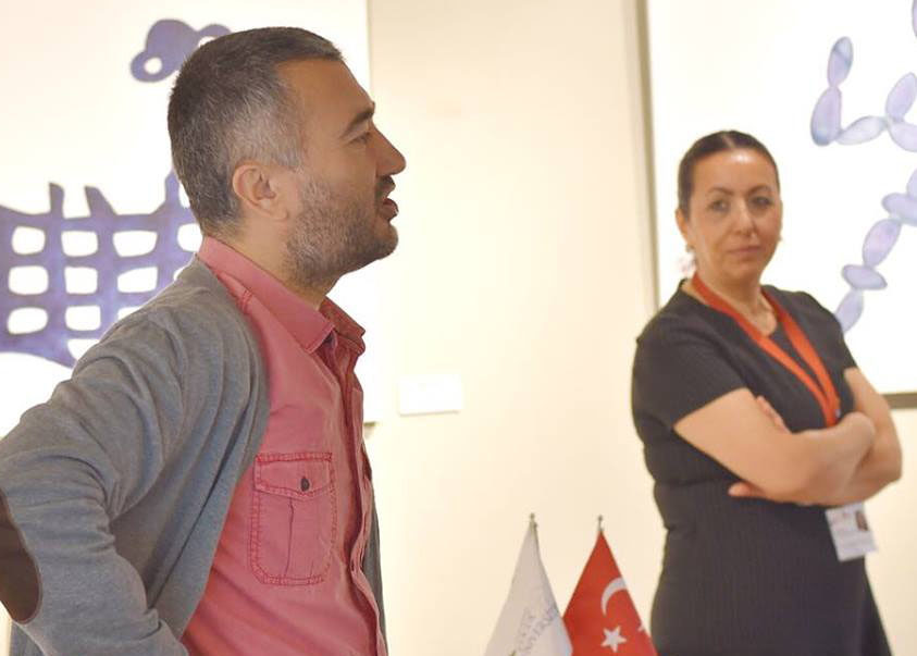 GÜNDOĞDU’DA ‘GEÇEN ZAMAN’ SERGİSİ