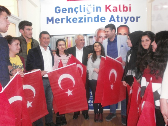 Feke’nin her yeri KIRMIZI