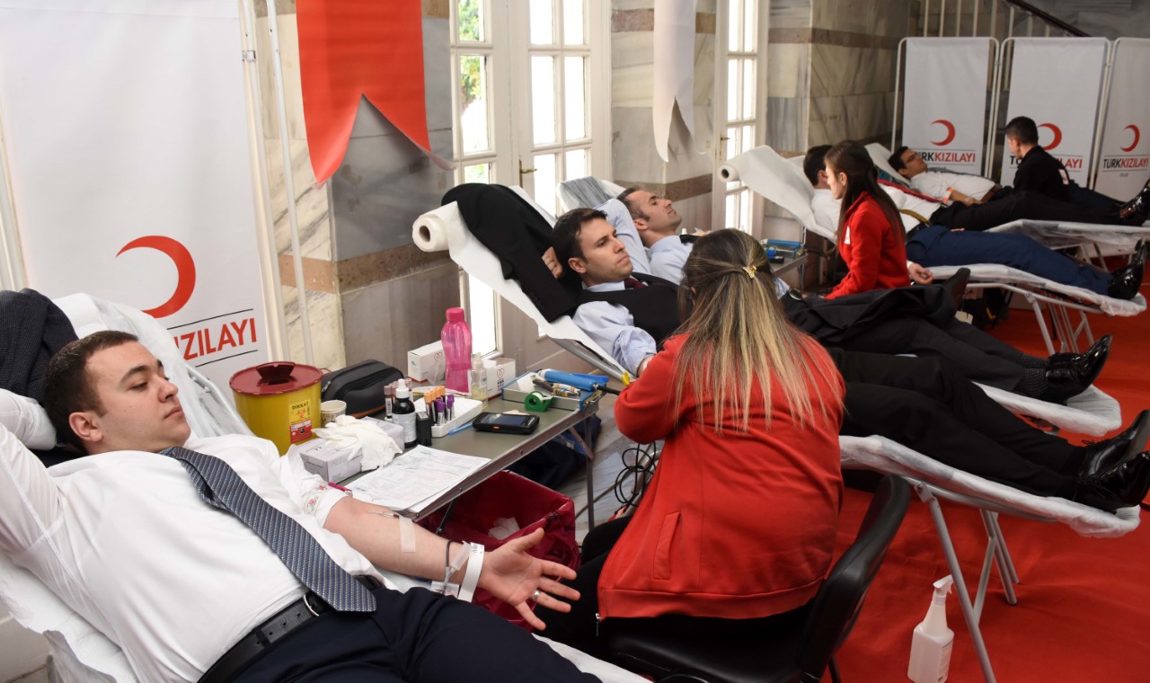 Adana Adliyesinde kan bağışı kampanyası