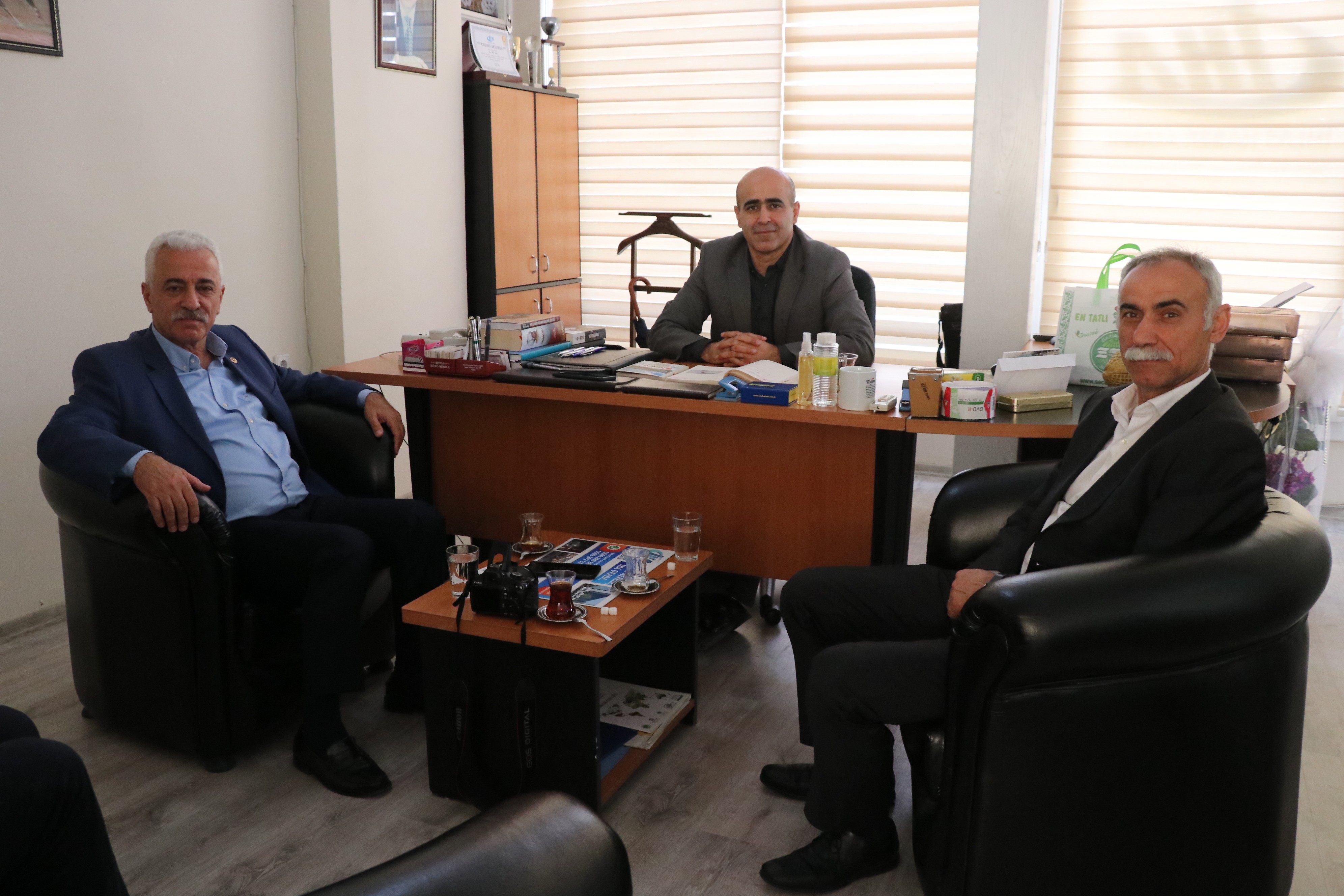 CHP'li Özdiş'ten Adana'ya kamu yatırımı sitemi