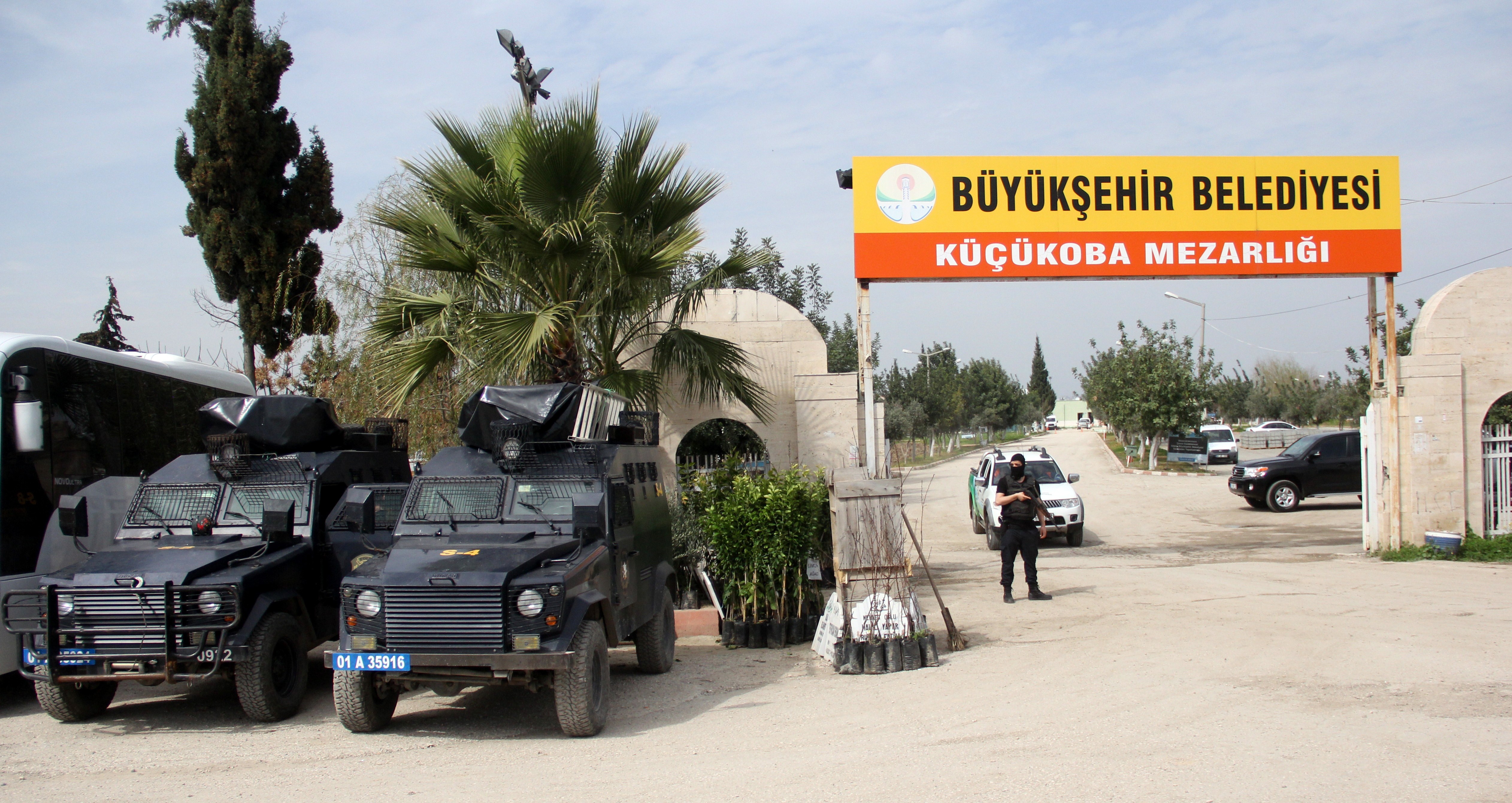 Polis PKK propagandasına mezarda bile izin vermedi
