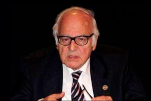 Sabih Kanadoğlu'ndan başörtüsü yorumu