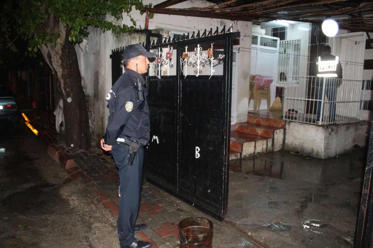 Adana’da Cumhurbaşkanına hakarete 8 gözaltı