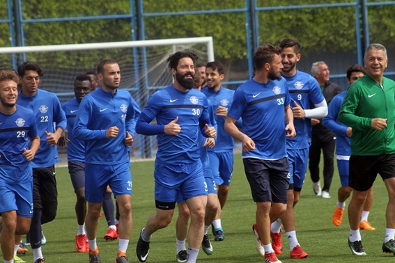 KARABAŞ'I YENERSE LİGDE KALACAK