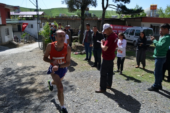 Akdam Köyü'nde maraton koşusu