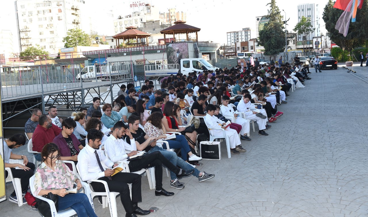 Karalar: ''Okuyan insanı kandıramazsınız''