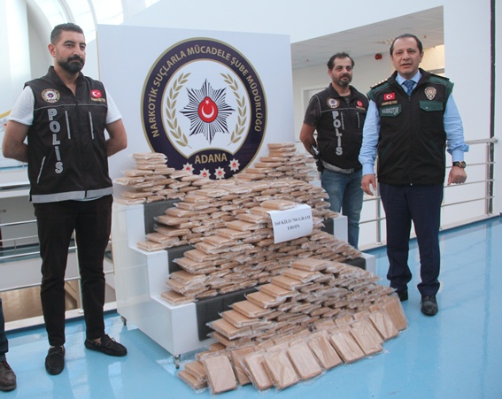 Adana'da eroin operasyonu