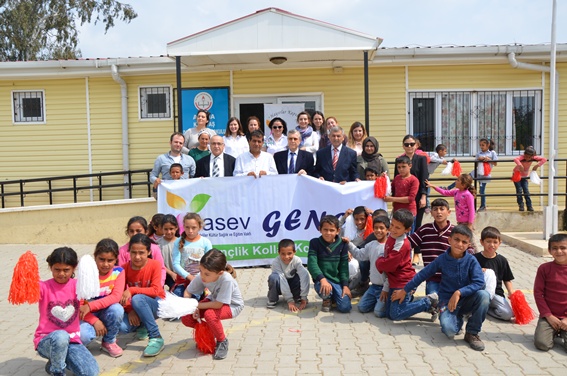 DASEV’den Damlapınar İlkokulu’na kitaplık hediyesi