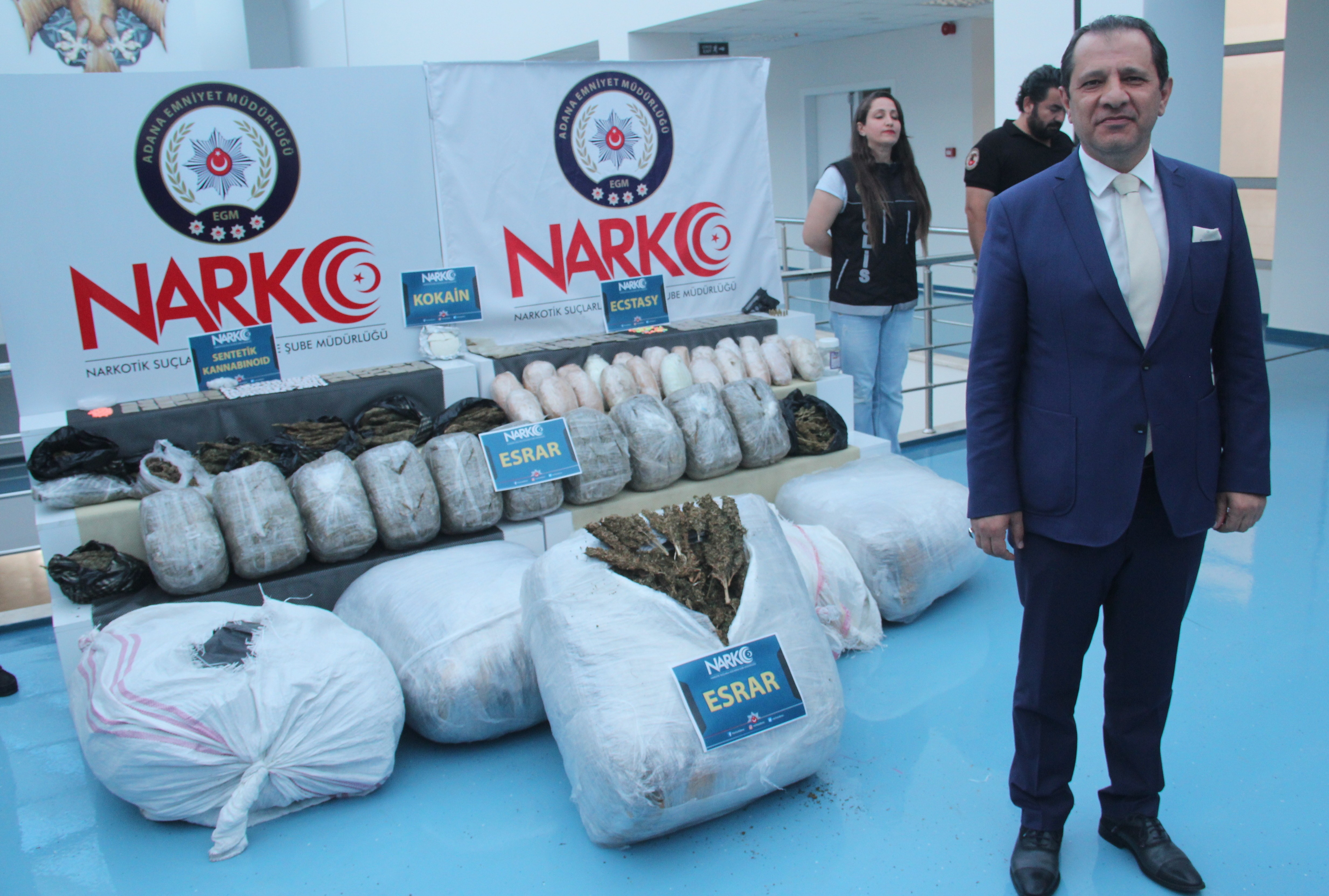 Adana'da 275 kilo esrar ele geçirildi