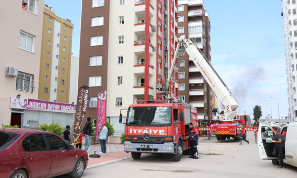 Tecavüze uğradığını iddia edip balkonda yardım istedi