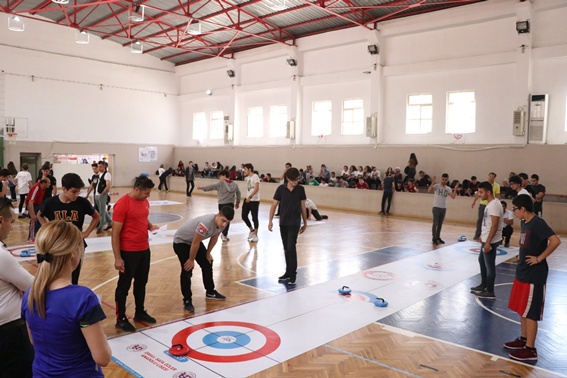 'Floor Curling' turnuvası Adana'da başladı