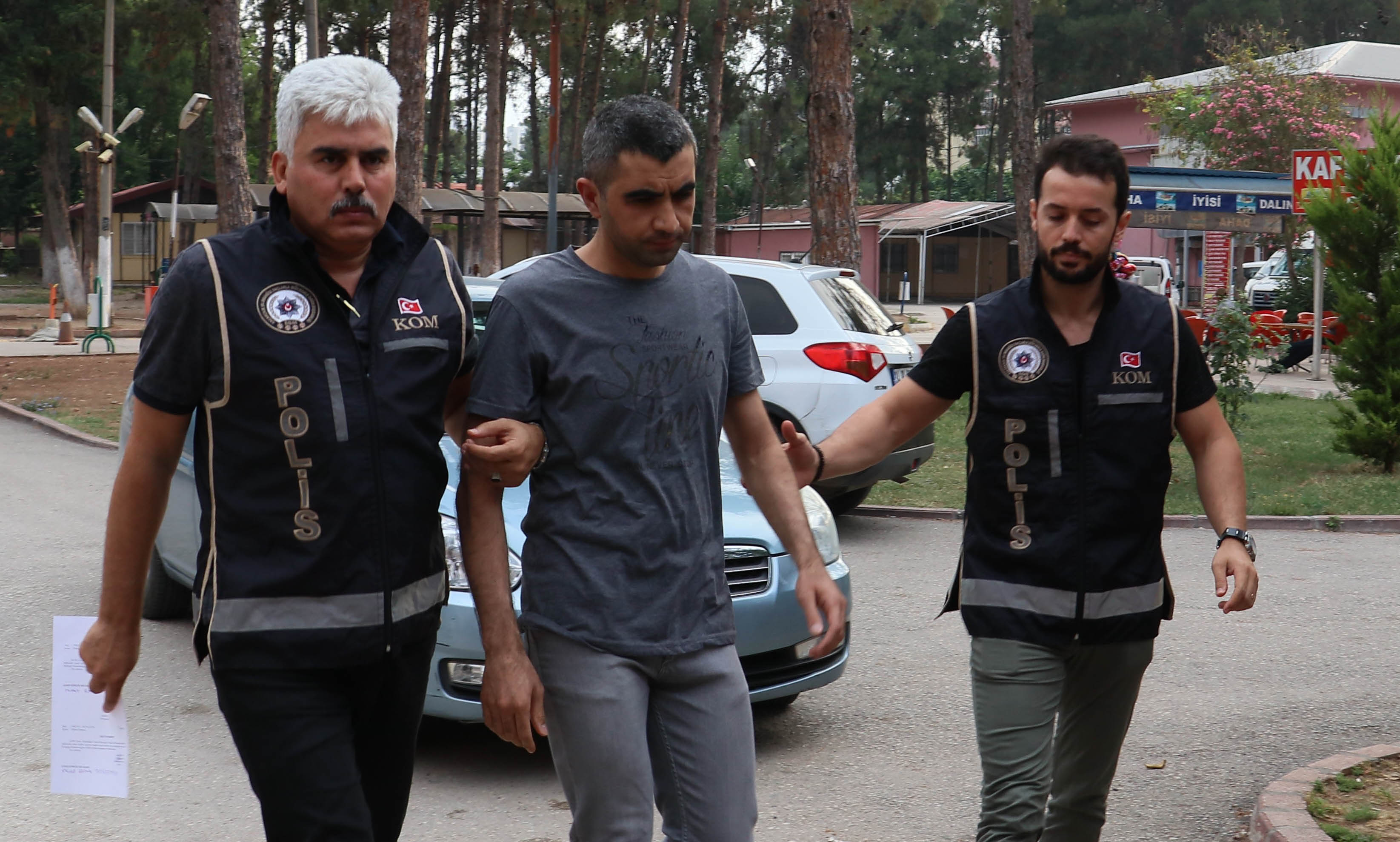 FETÖ'cü askerler ankesörlü telefondan çağrıyla haberleşmiş