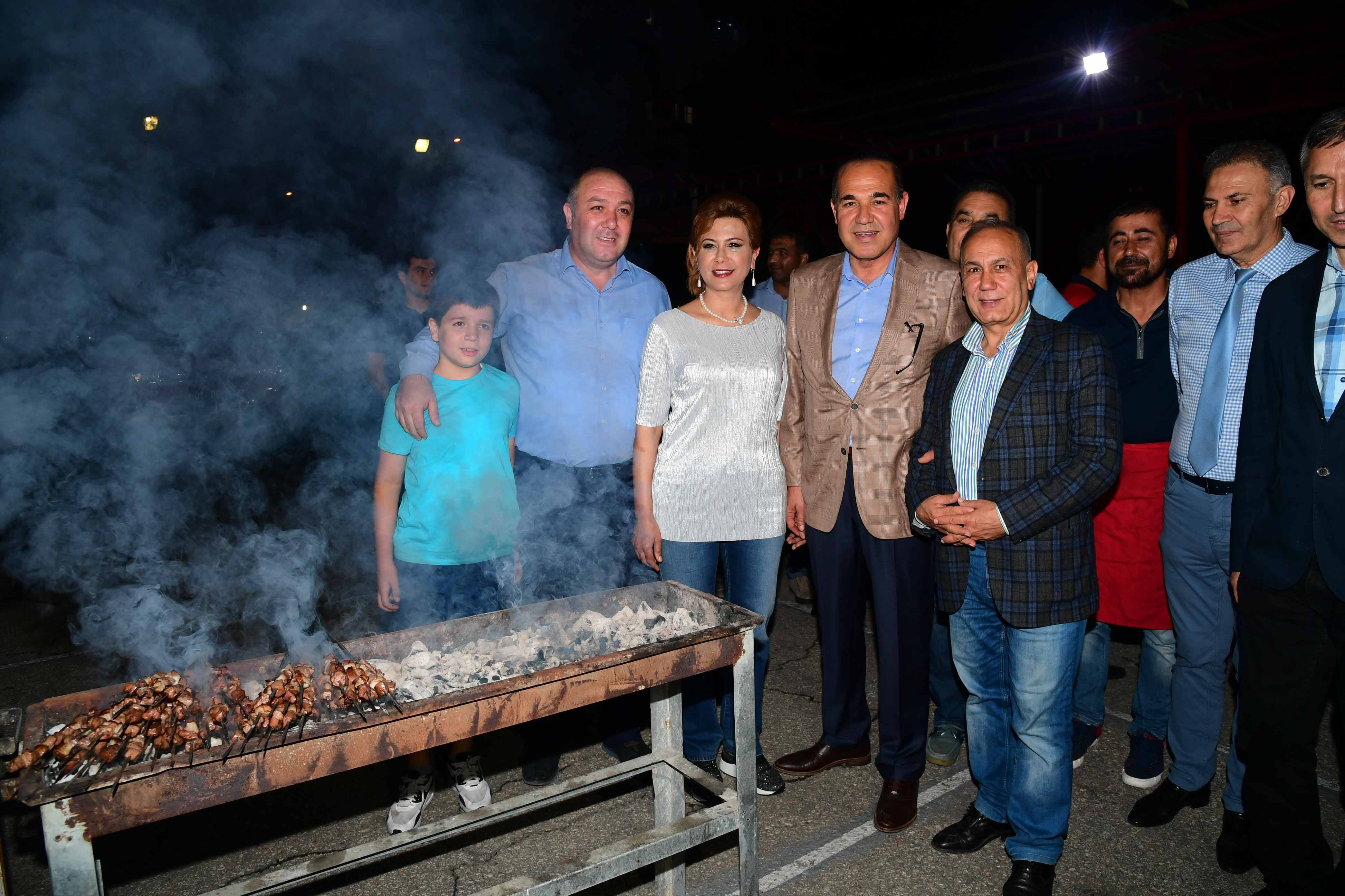 Başkan Sözlü, iftardan sahura kadar sahada