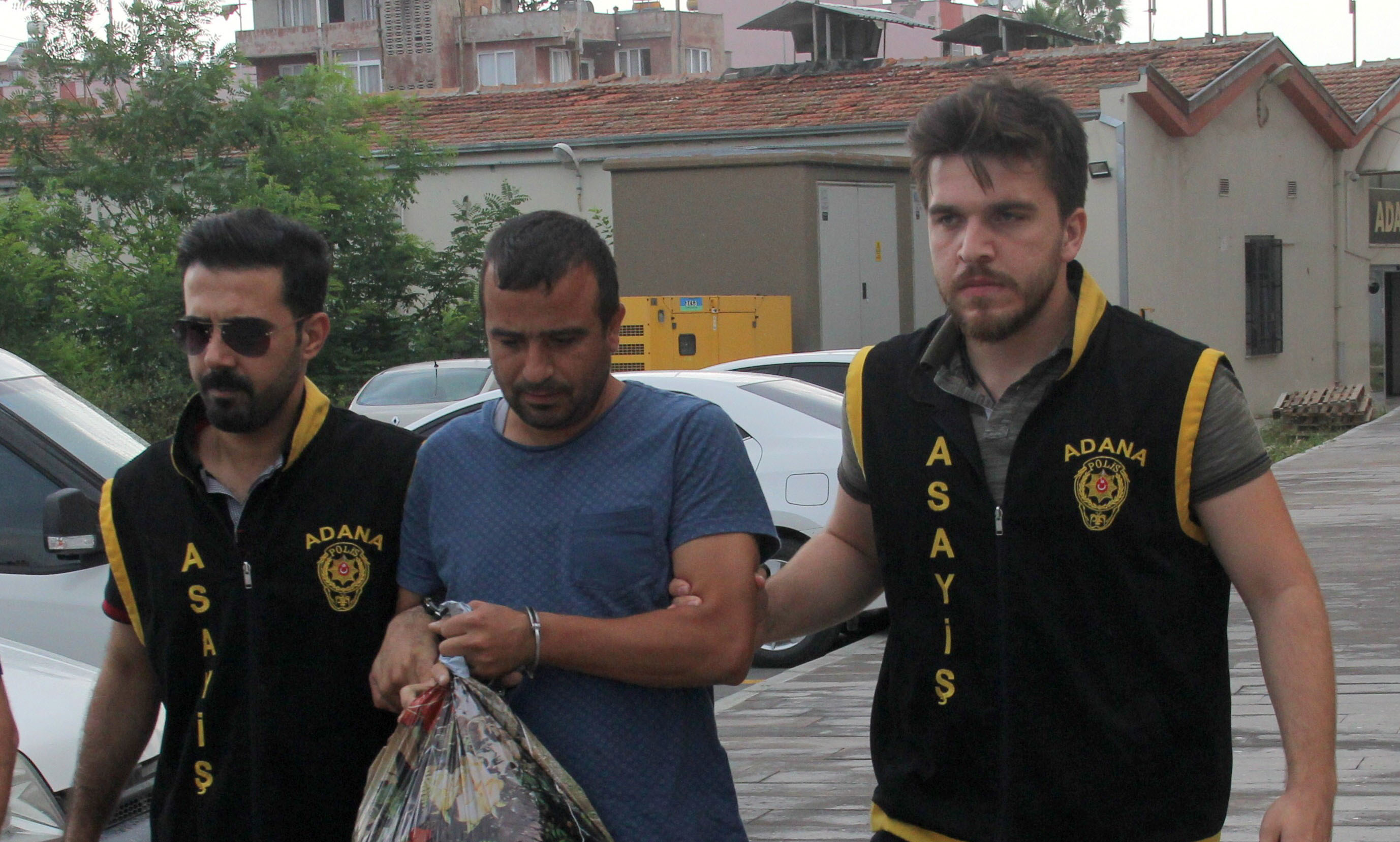 Yangın merdivenin kilitli olması bu kez işe yaradı